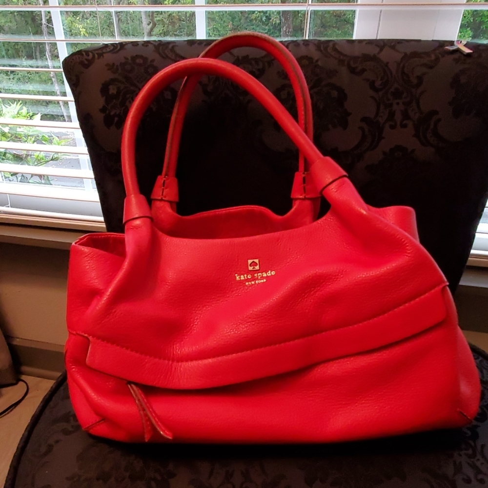 Kate Spade Coral Hand Bag